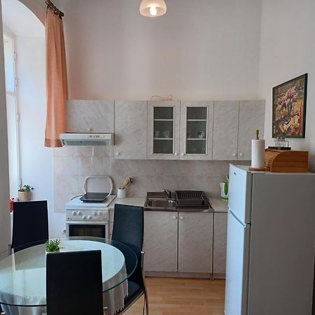 Apartmandamir Crikvenica Eksteriør billede