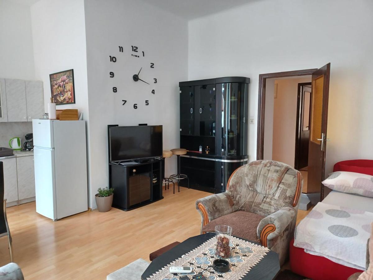 Apartmandamir Crikvenica Eksteriør billede