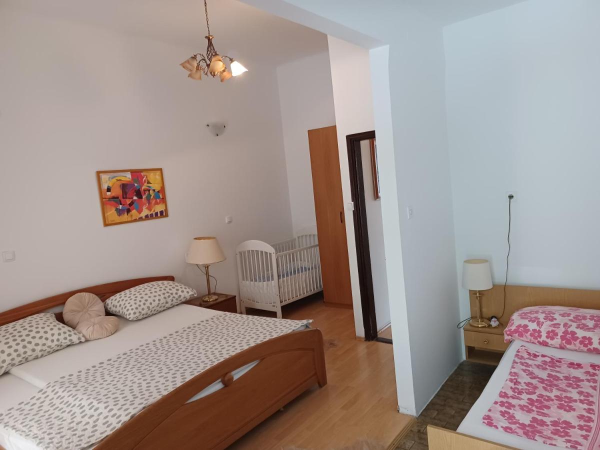 Apartmandamir Crikvenica Eksteriør billede